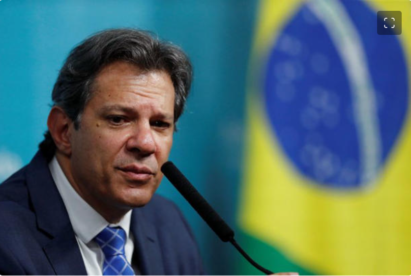 Governo vai tirar granada do bolso de servidores, diz Haddad em abertura de negociação salarial