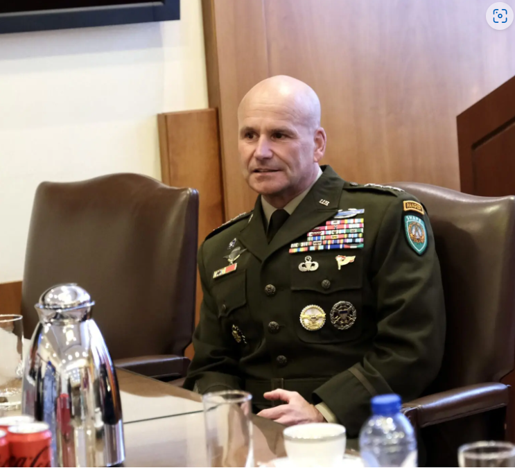 Comandante da OTAN: Perdas na Ucrânia são “desproporcionais”