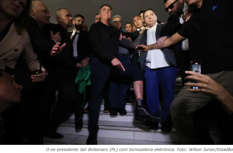 Deputados bolsonaristas se colocam contra o Brasil para tentar salvar Bolsonaro